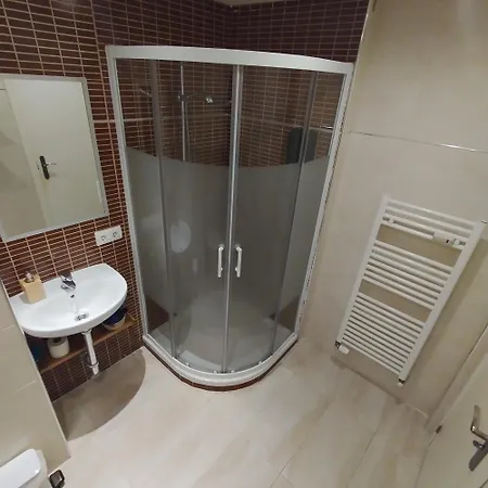 Lägenhet Riverside Flat